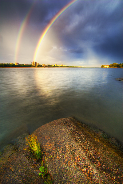 Artem Nosenko: city rainbow stones water 